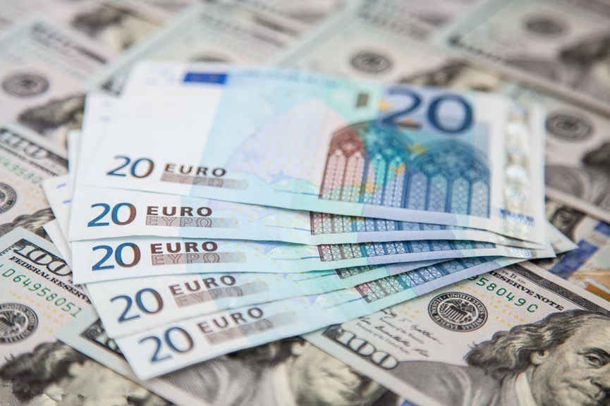 欧元对美元“以静制动”？