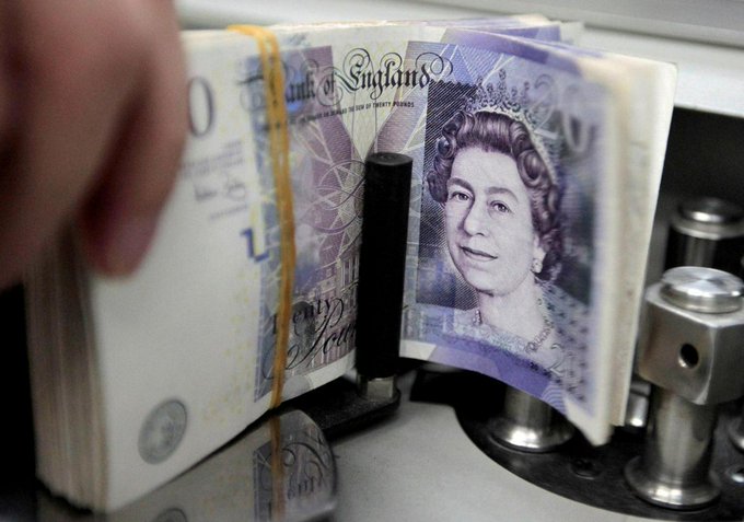 英国无协议退欧机率降至5% 料英镑/美元短期将升向1.35