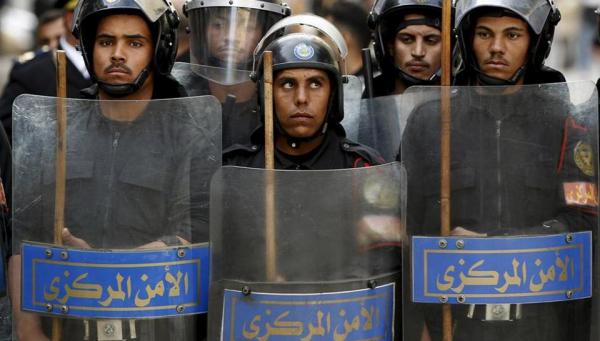 埃及警方遭伏击 16名警察殉职