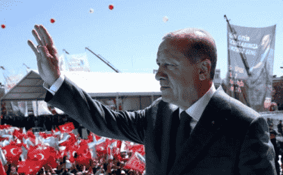 土耳其总统制“变身”成功 美元兑土耳其里拉“高空跳水”